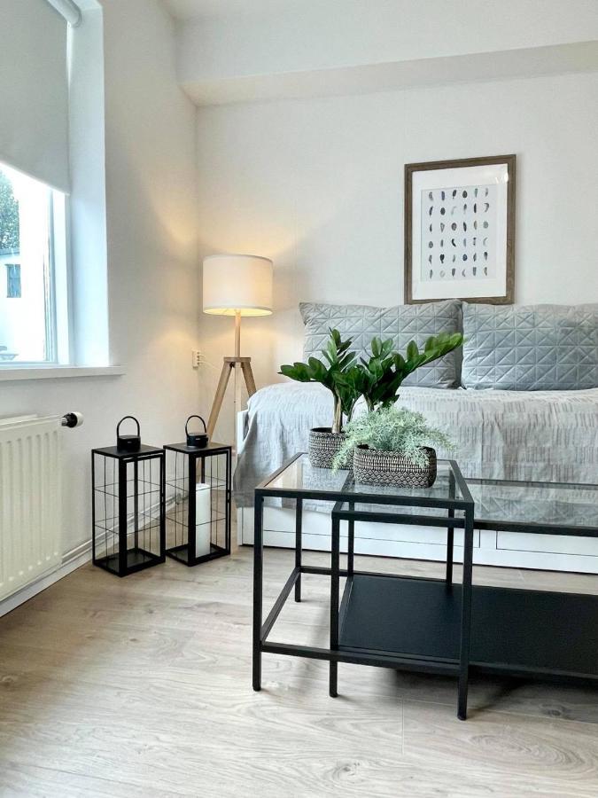 Day Dream Townhall Square Apartments Akureyri Esterno foto