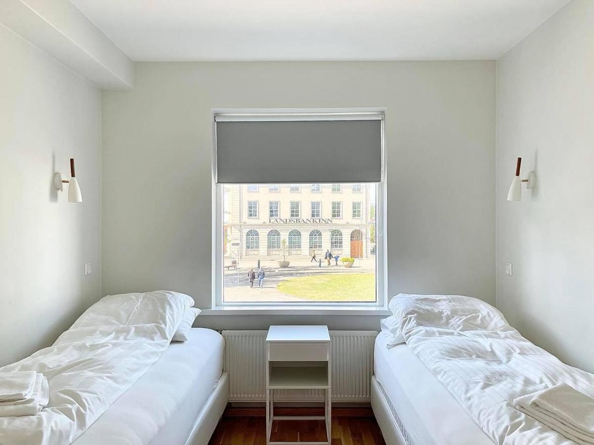 Day Dream Townhall Square Apartments Akureyri Esterno foto