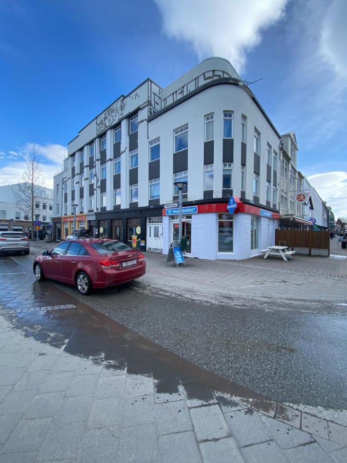 Day Dream Townhall Square Apartments Akureyri Esterno foto